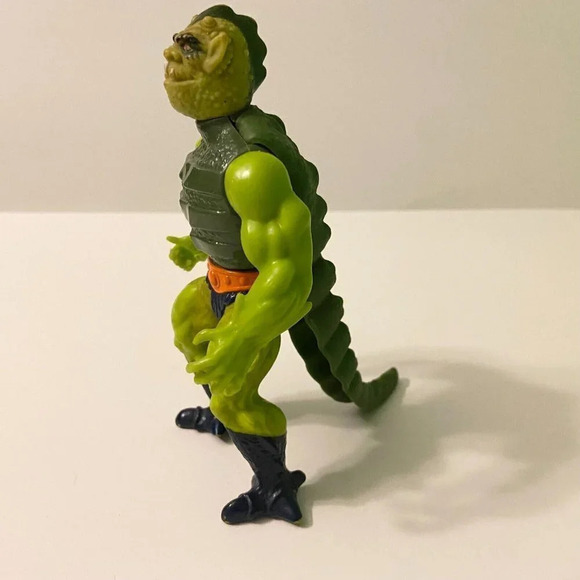 Vintage 1983 MOTU Whiplash Masters Of The Universe  He Man Torn Cape - Picture 11 of 16